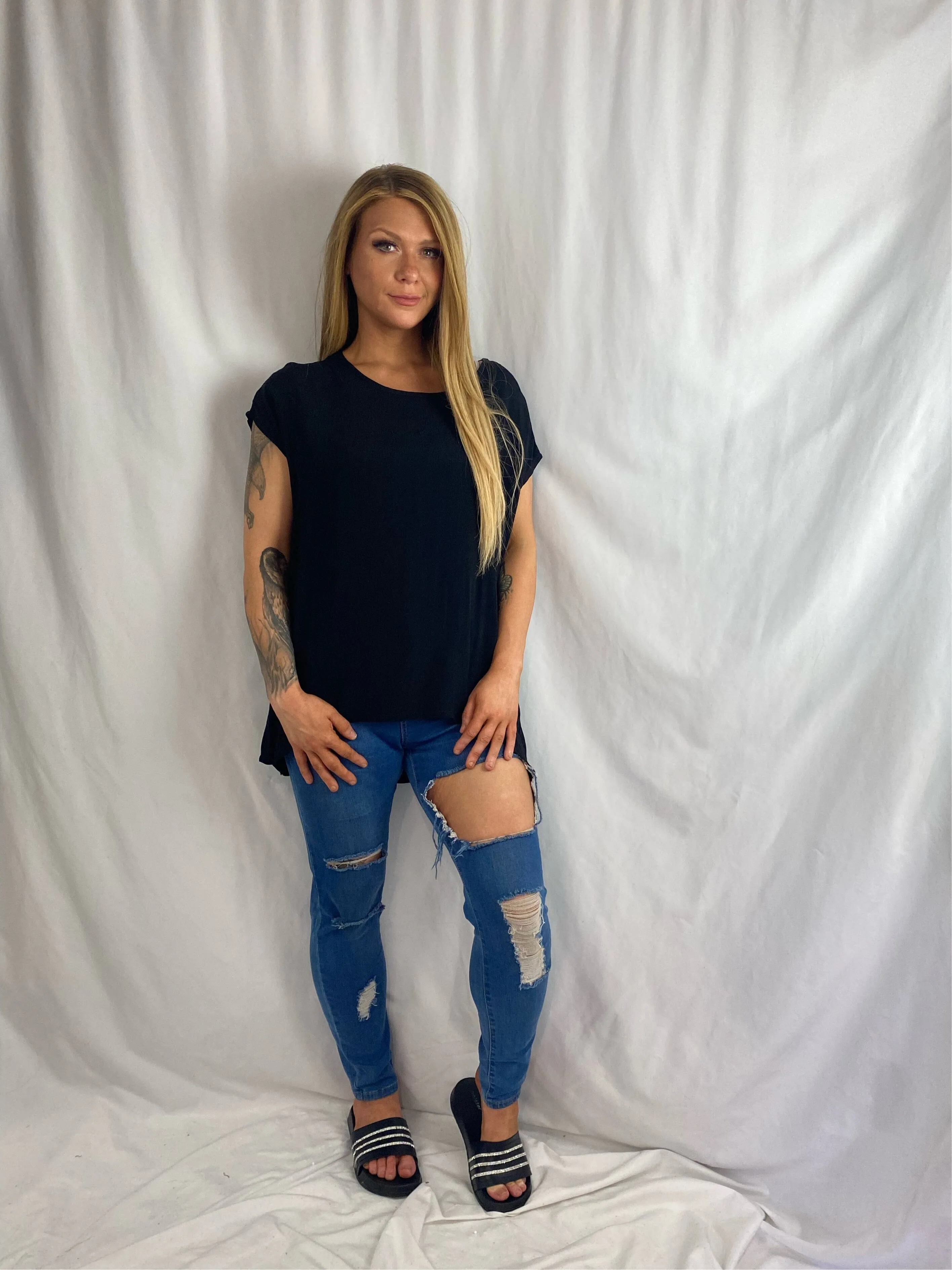 💙 VIVIANA Drape Tops 2 Colours- Black & White