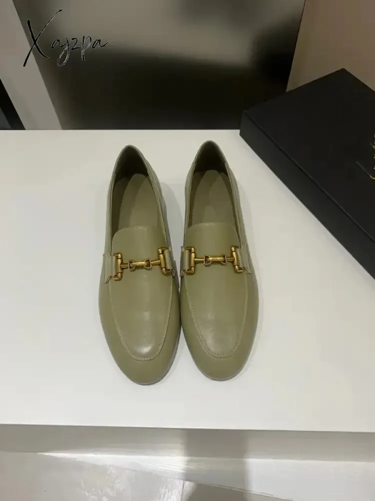 2024 New Metal Buckle Women's Flat Shoes Fashion Leather Comfortable Leisure Loafers Women