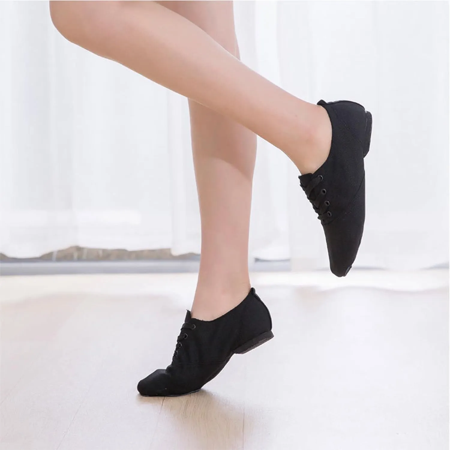 Canvas Jazz Dancing Sneakers Ballet Dance Boots for Girls Boys Split Sole Ballroom Dancing Flat Lace-Up Ankle Boots