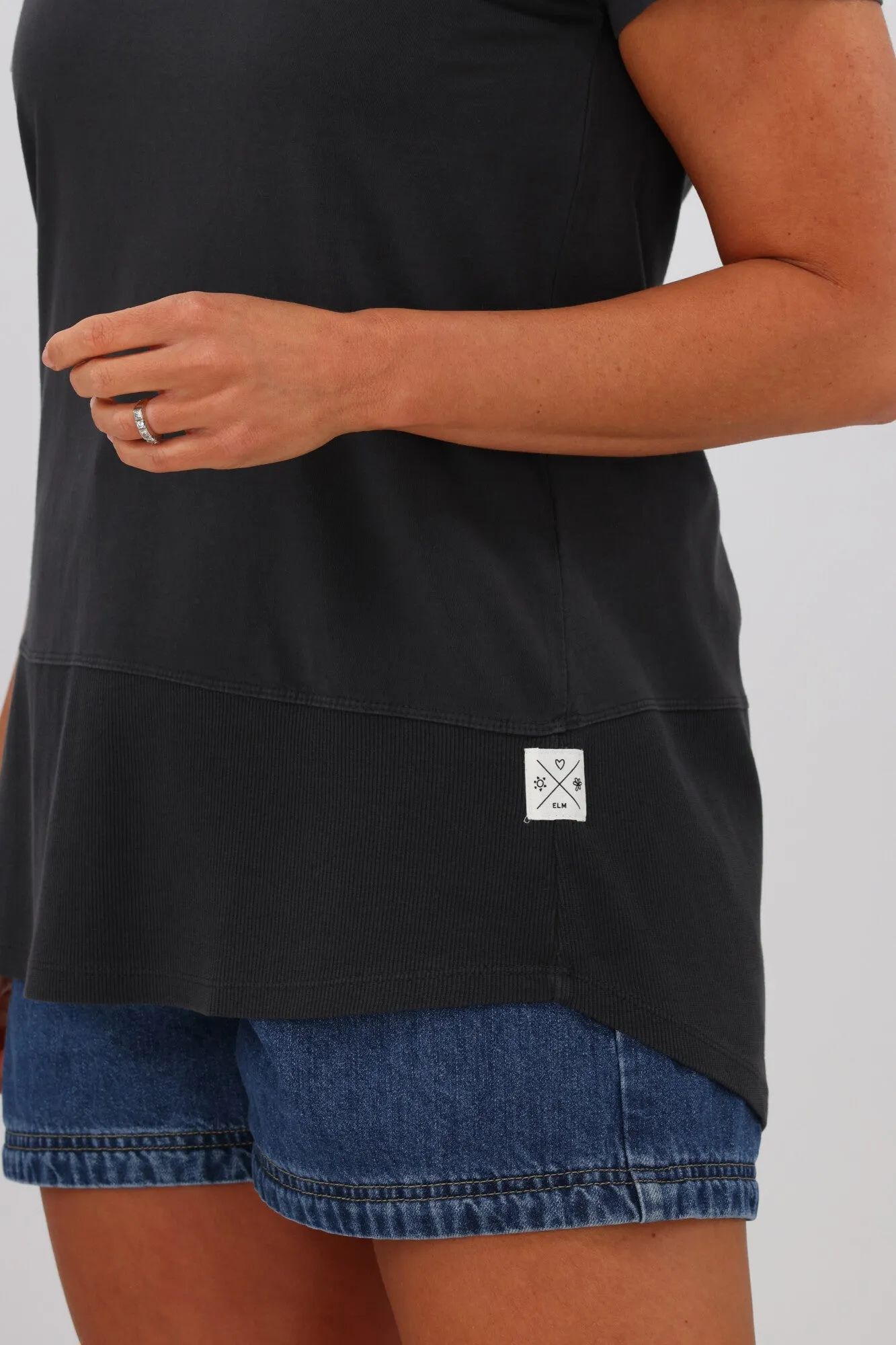 Elm Fundamental Rib S/S Tee Washed Black