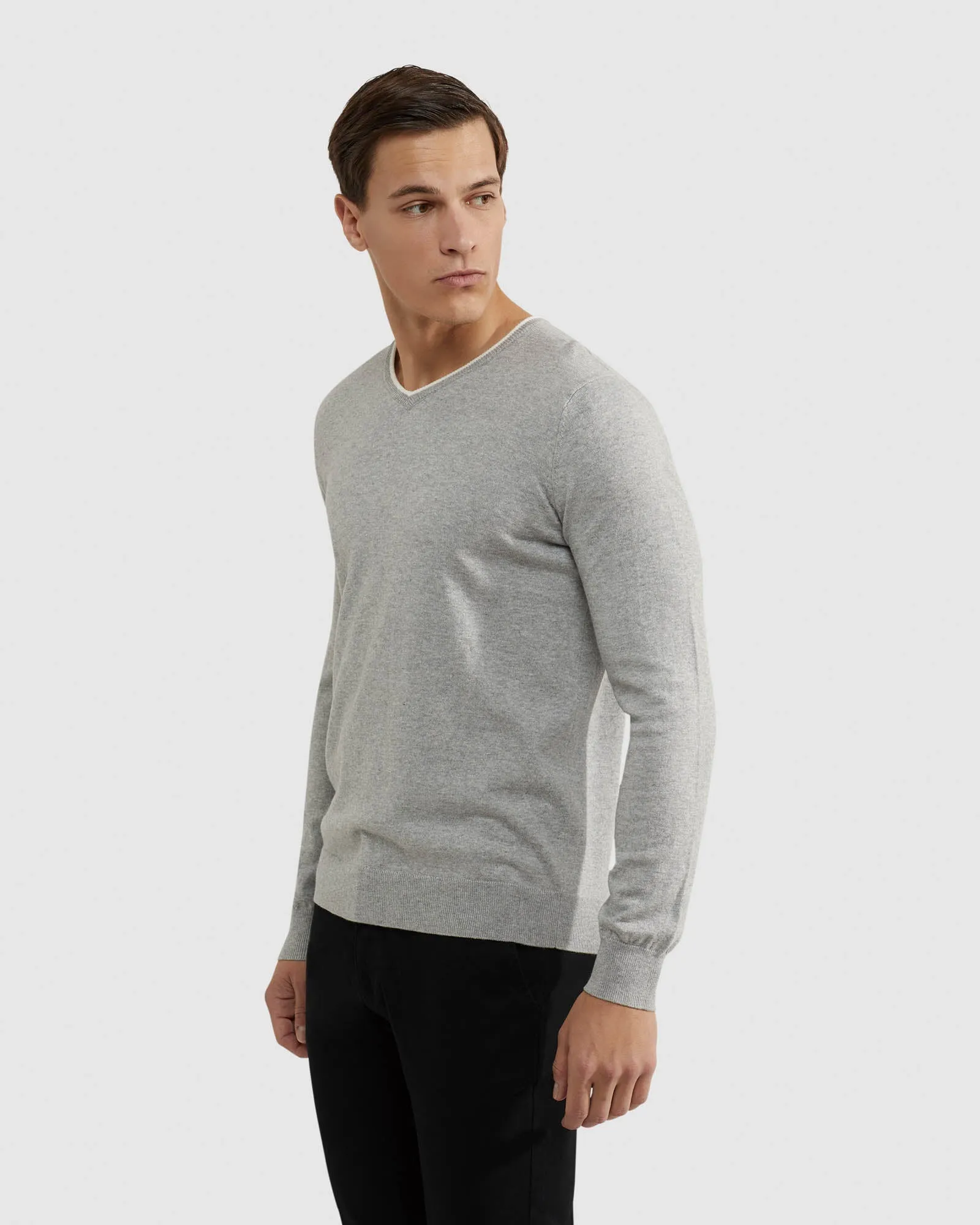 Lenny V Neck Cashmere Blend Pullovr