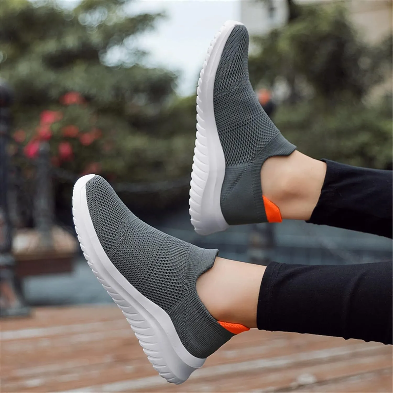 Men Slip on Casual Trainers Walking Shoes Breathable Slip-on Lightweight Comfortable Work Travel Tennis Mesh Sneaker