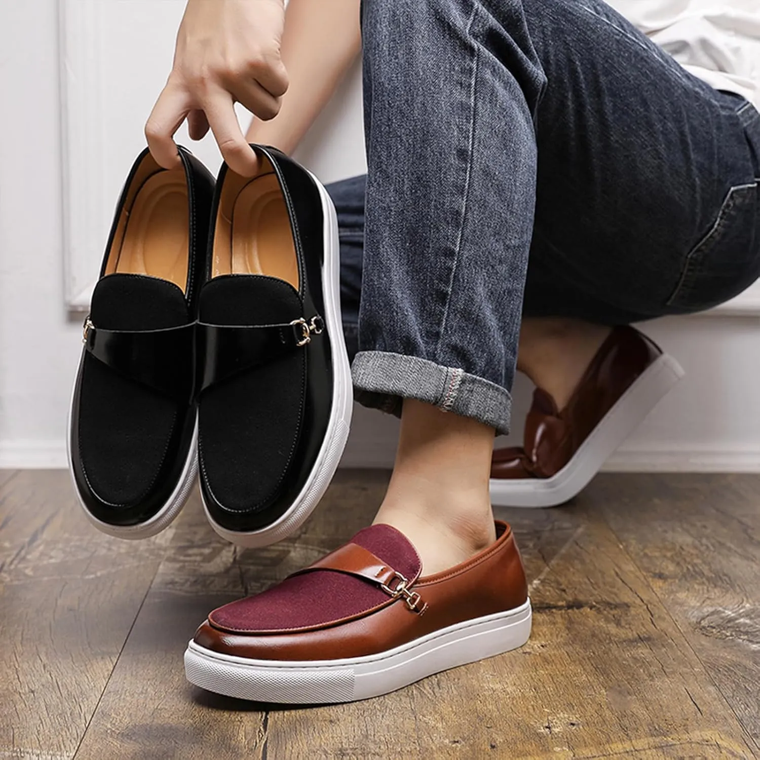 Men's Suede Leather Splicing Slip-On Penny Loafers Round Toe Lightweight Comfortable Flat Dress Shoes with Metal Buckle Casual Business Driving Shoes