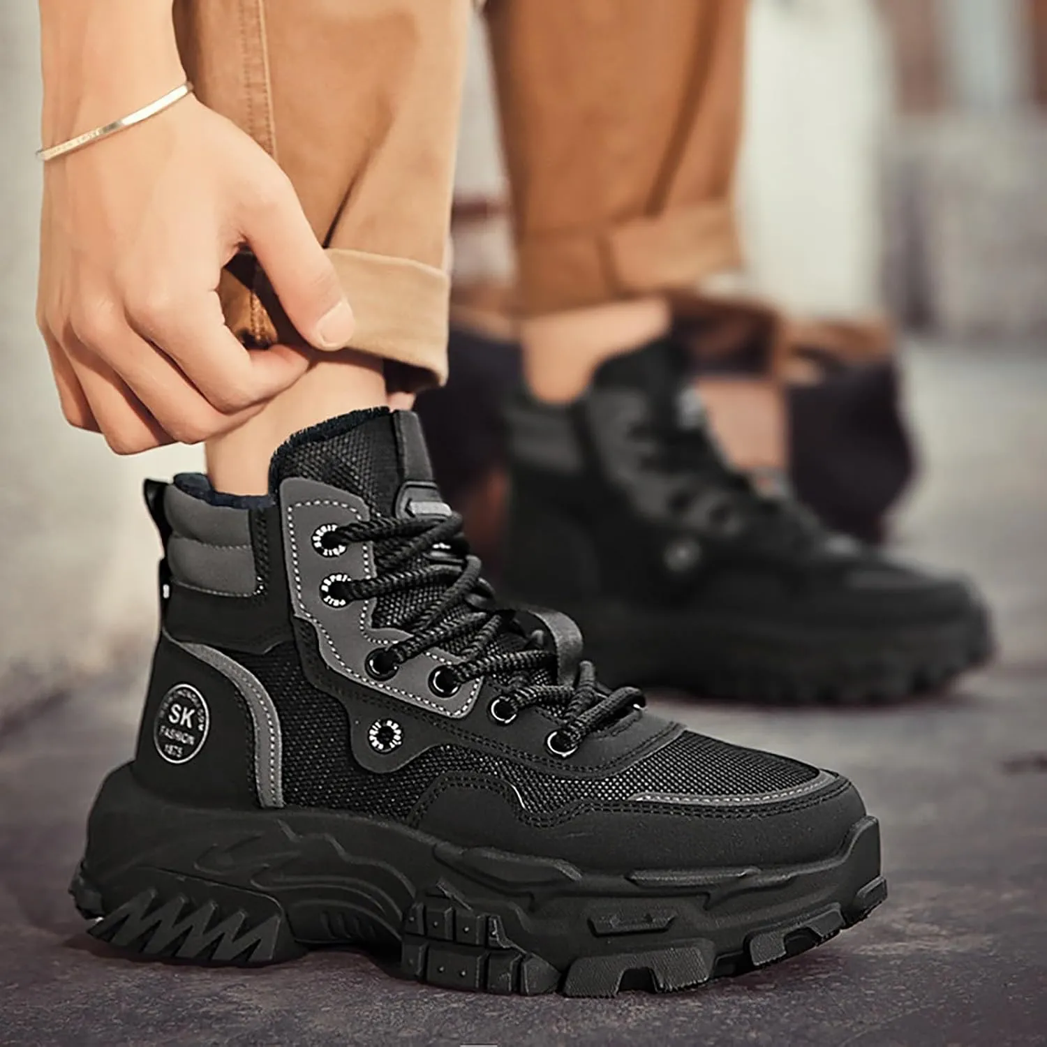 Mens Work Boots Composite Hiking Sneakers Shoes Warm Fur Lined Women Safety Shoes Nonslip Slip On Platform Shoes Lightweight Comfortable Hike Grounded Footwear