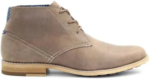 Neat Footwear Men's Chukka Boots - Lace Up, Full Grain Leather Boots with Carry Bag - Latex Insole and Hand-Stacked Rubber and Wood Sole - Casual Dress Boots for Men