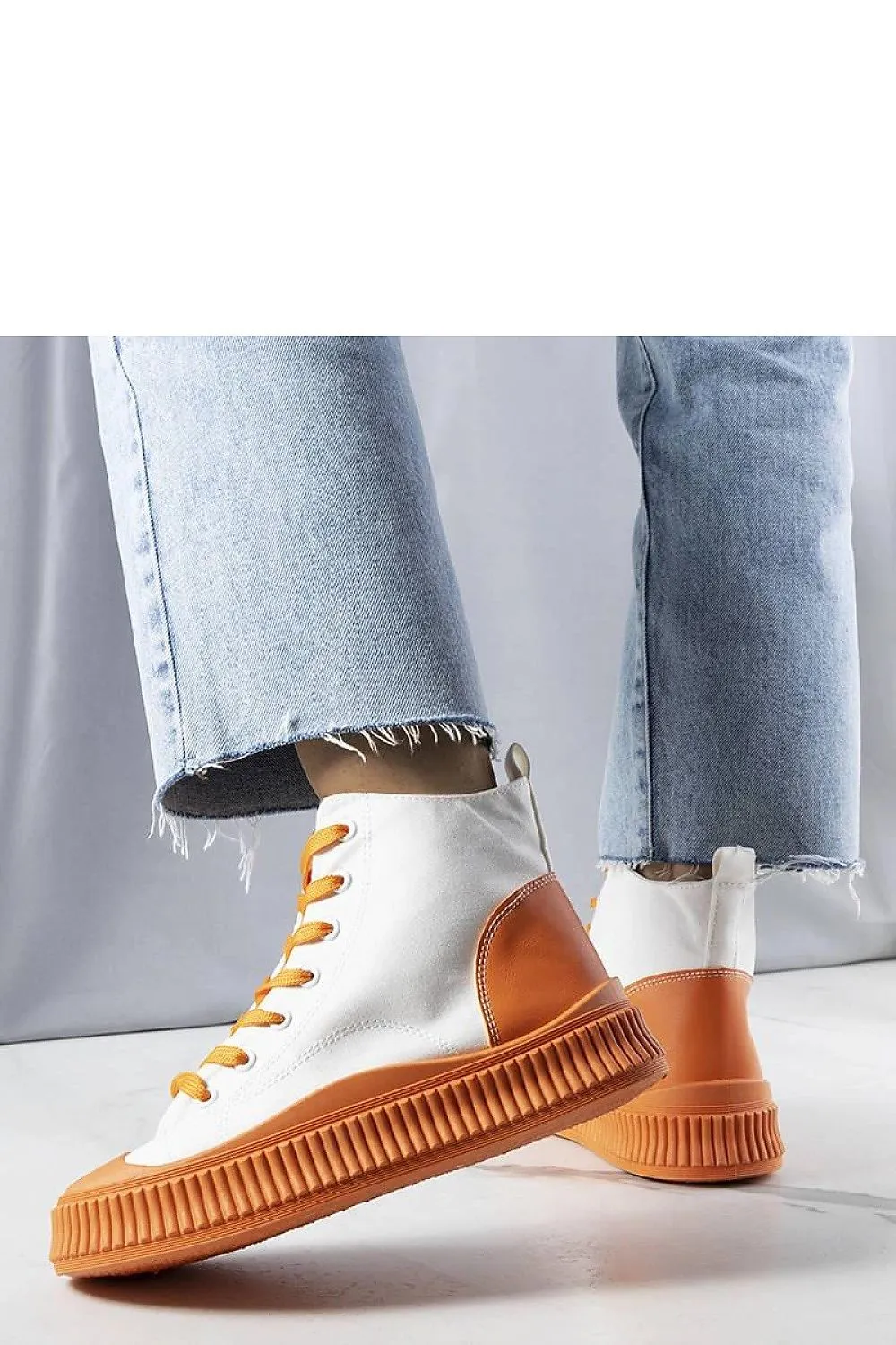 Sneakers model 207205 Solea