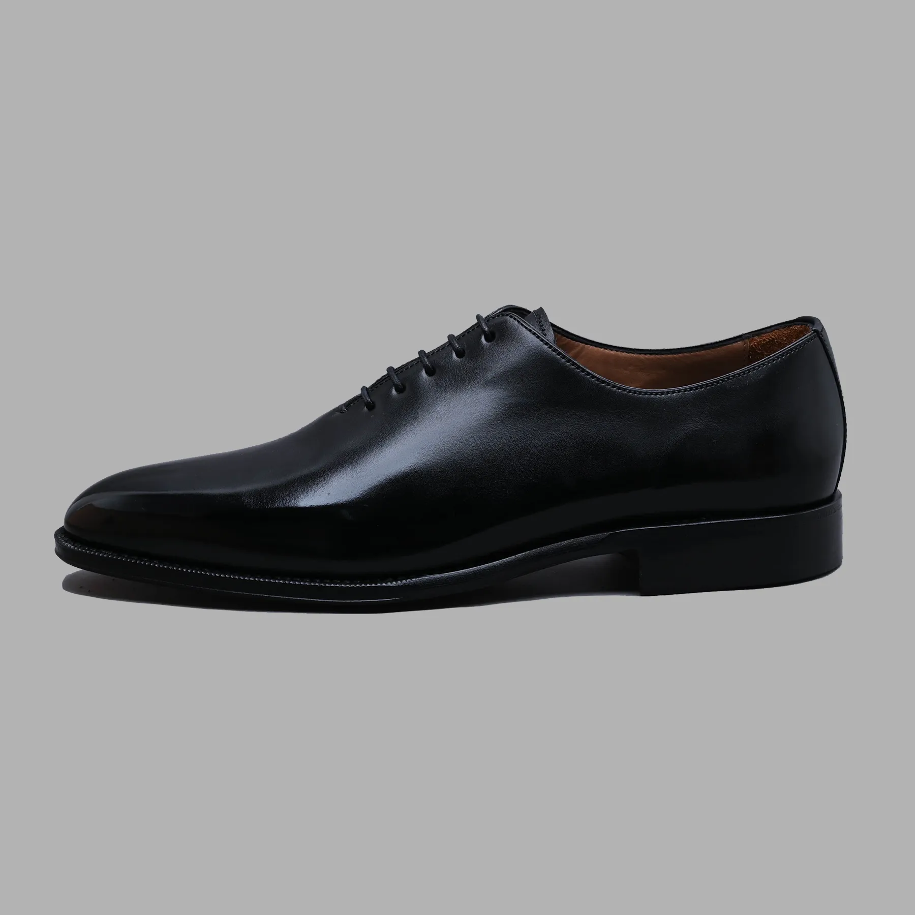 Wholecut Oxford in Black Calf Leather