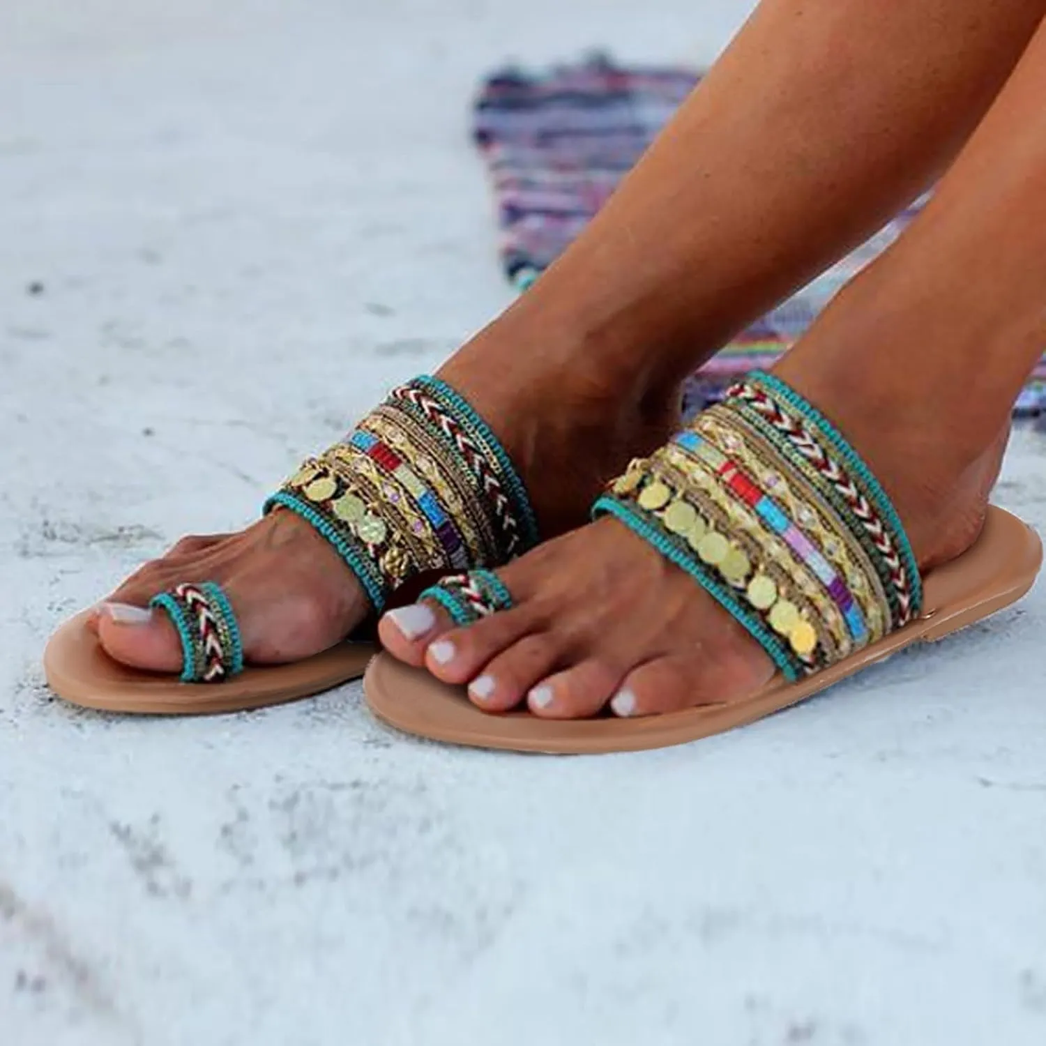 Womens Flat Sandals Slip on Flat Sandals Arch Support Comfortable Women Beach Outdoor Sandal
