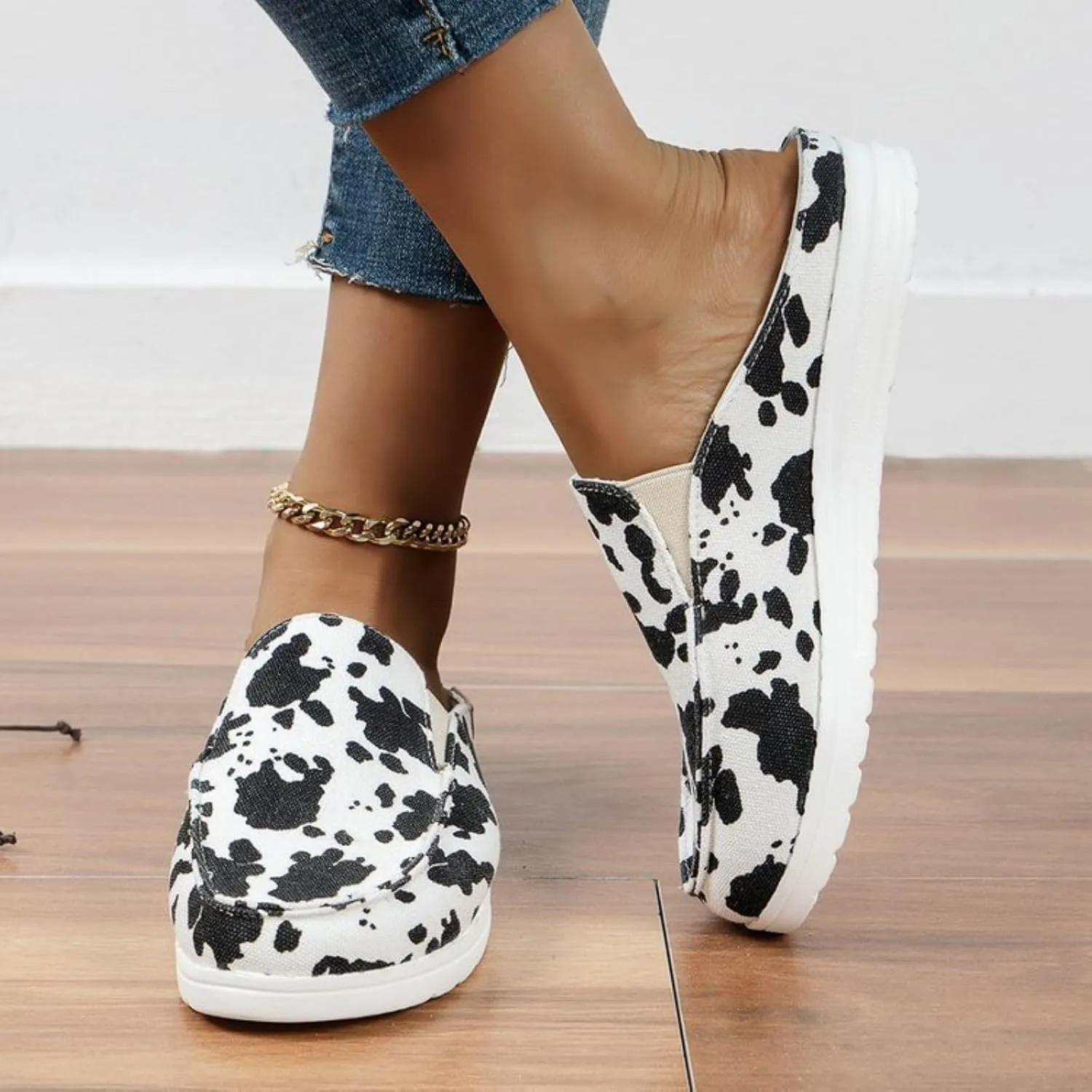 Womens Sneakers Closed Round Toe Open Back Shoes Lightweight Canvas Slip On Shoes Comfort Flats Walking Clogs Mule Summer Fashion Sneaker