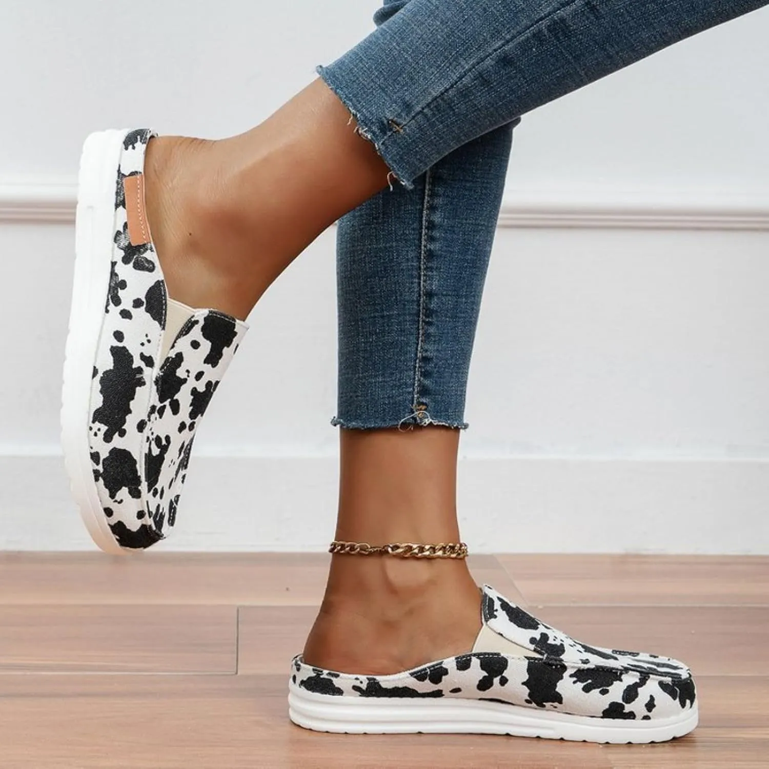 Womens Sneakers Closed Round Toe Open Back Shoes Lightweight Canvas Slip On Shoes Comfort Flats Walking Clogs Mule Summer Fashion Sneaker