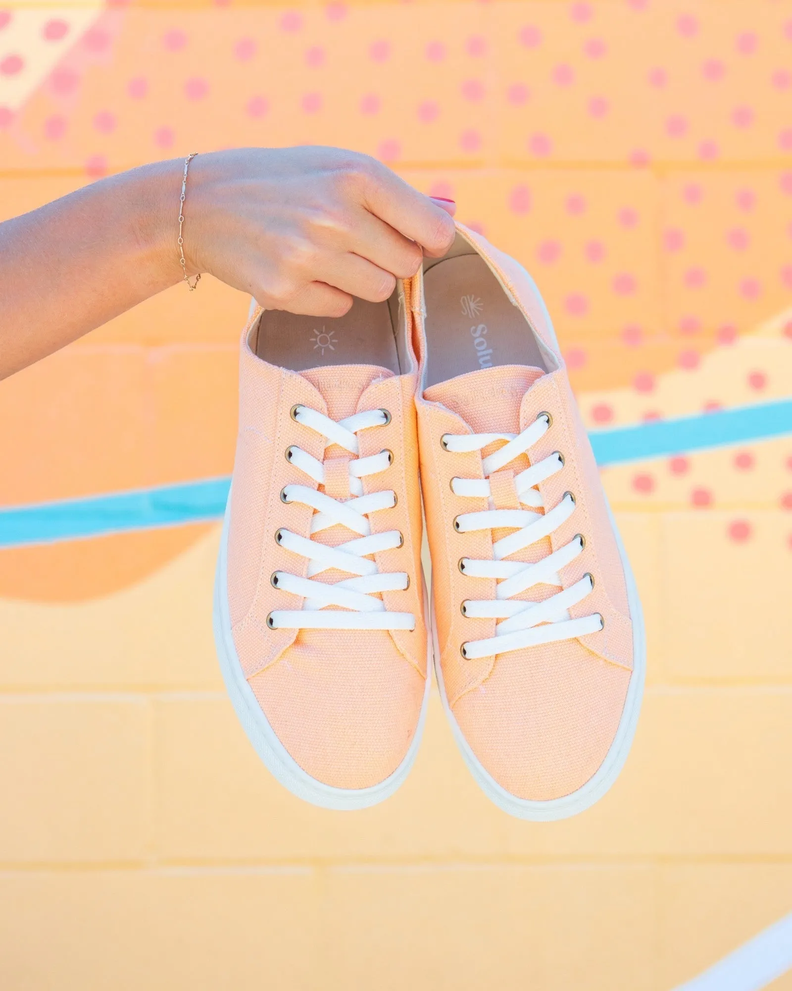 Womens_Sneakers_The Ibiza_Canvas Colors_Peach Fuzz Orange
